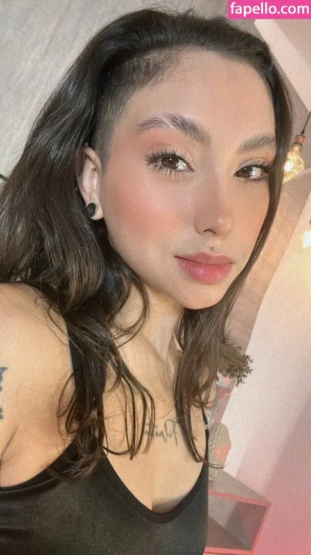 LupeHikari Onlyfans Photo Gallery 