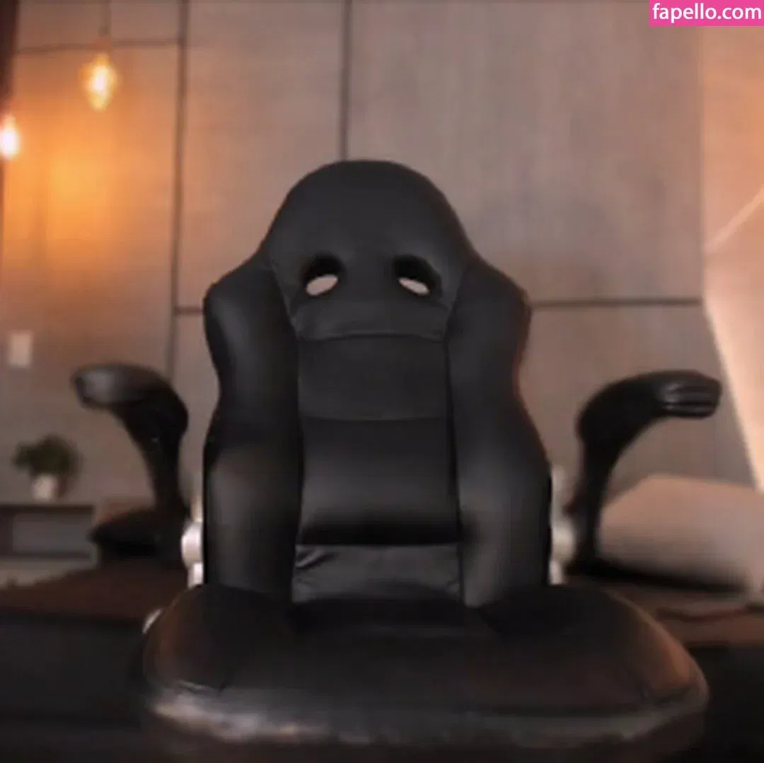 LupeHikari Onlyfans Photo Gallery 