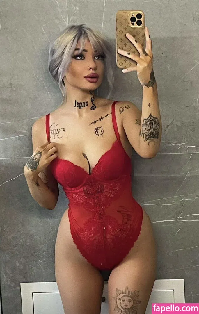 Jennifer / aesthymes Onlyfans Photo Gallery 