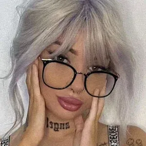 Jennifer / aesthymes Onlyfans Photo Gallery 