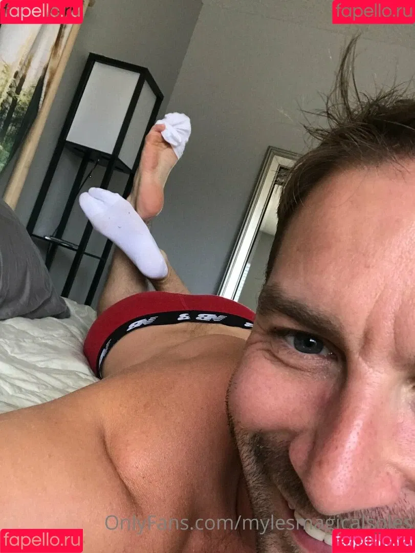 mylesmagicalsoles / mylesoneal Onlyfans Photo Gallery 