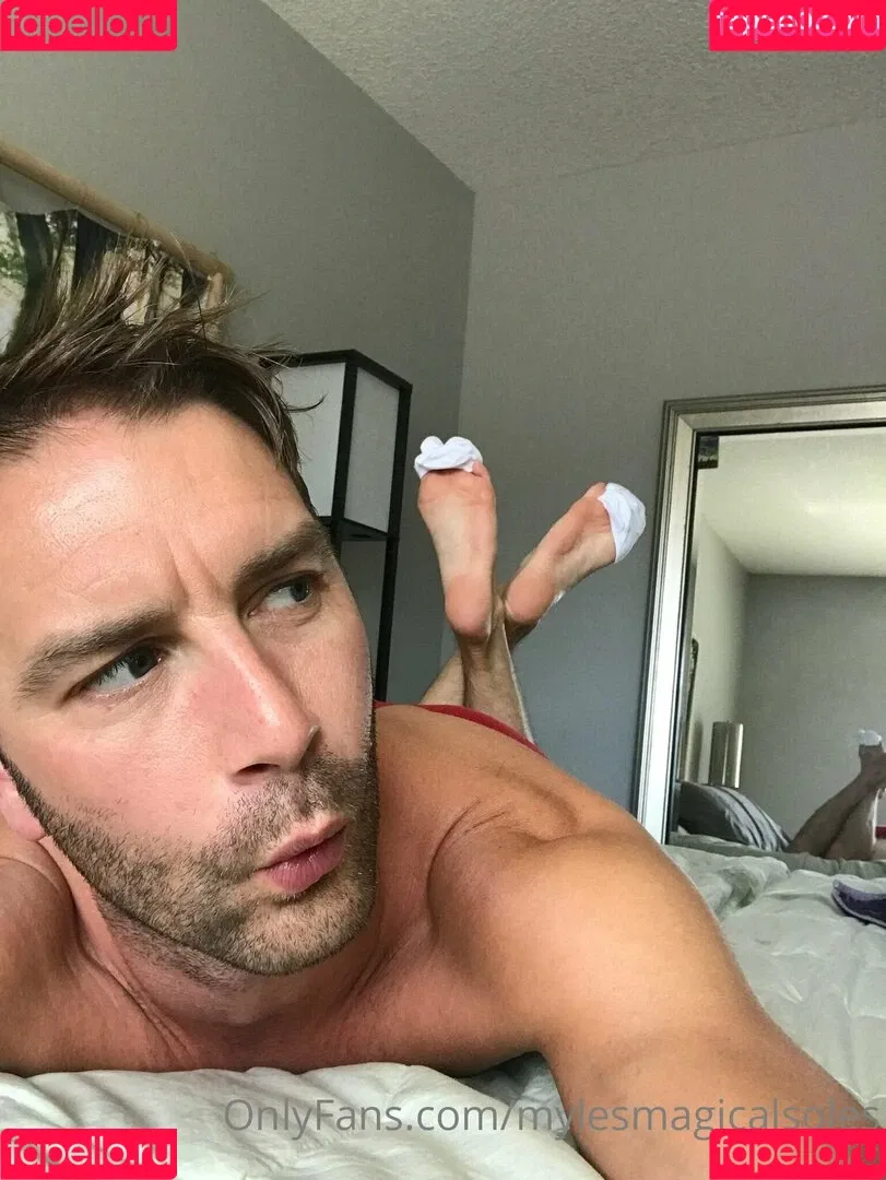 mylesmagicalsoles / mylesoneal Onlyfans Photo Gallery 