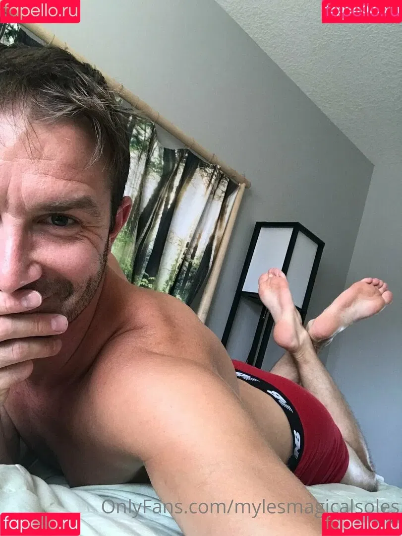 mylesmagicalsoles / mylesoneal Onlyfans Photo Gallery 