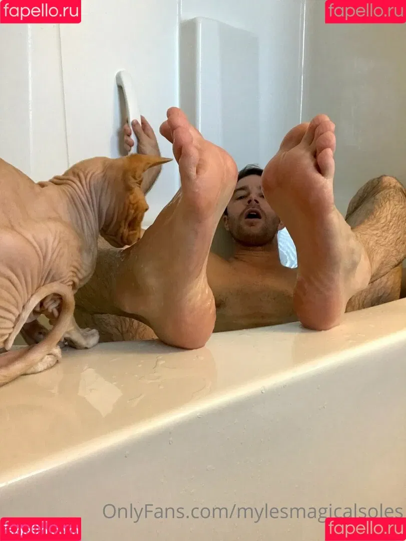 mylesmagicalsoles / mylesoneal Onlyfans Photo Gallery 