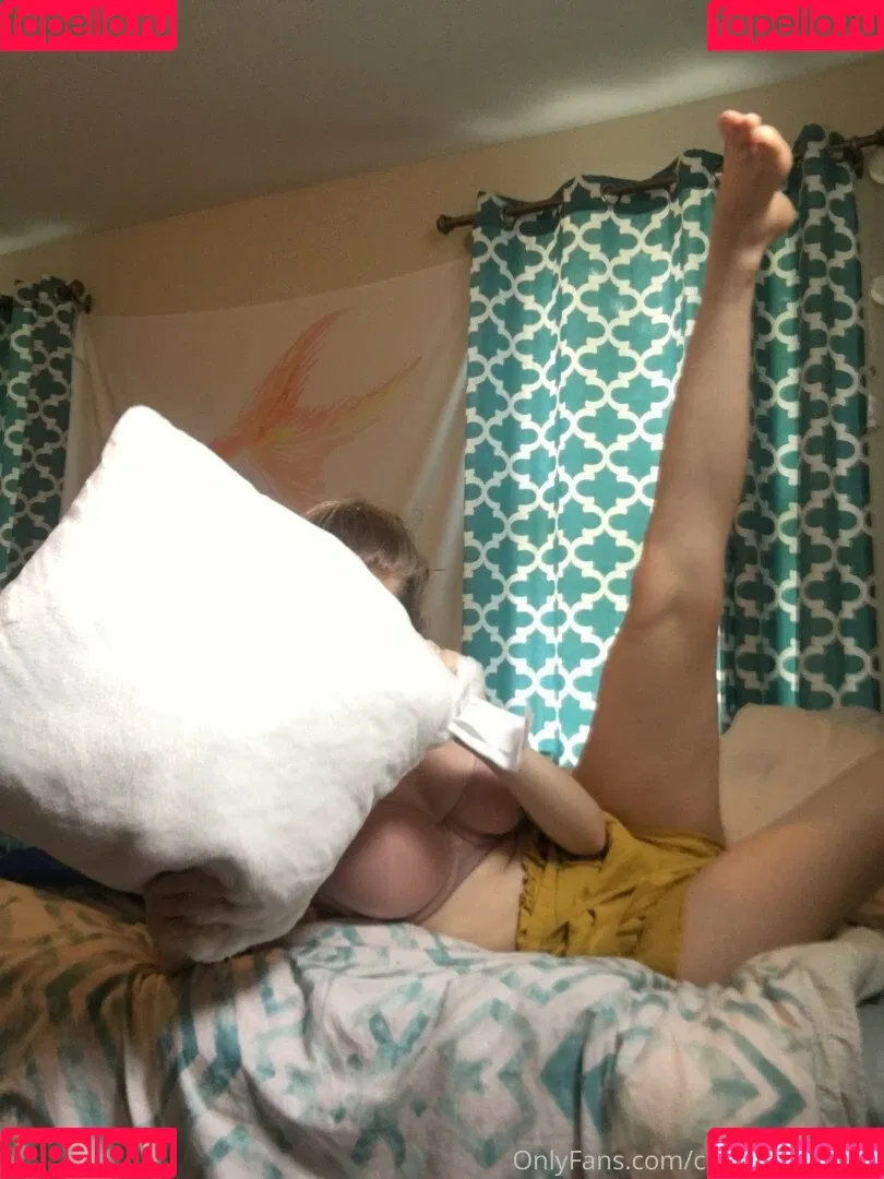 Cosmic Darlings / cosmicdarlings / spiritualxslut Onlyfans Photo Gallery 