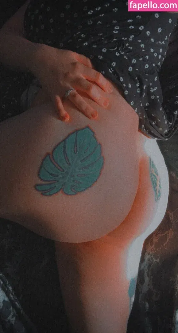 Redreptile / greenguppi Onlyfans Photo Gallery 