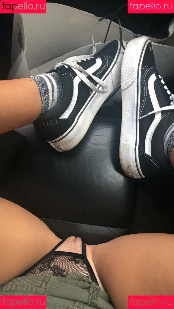 Jana Volkova / Ocicat / janamduggar Onlyfans Photo Gallery 