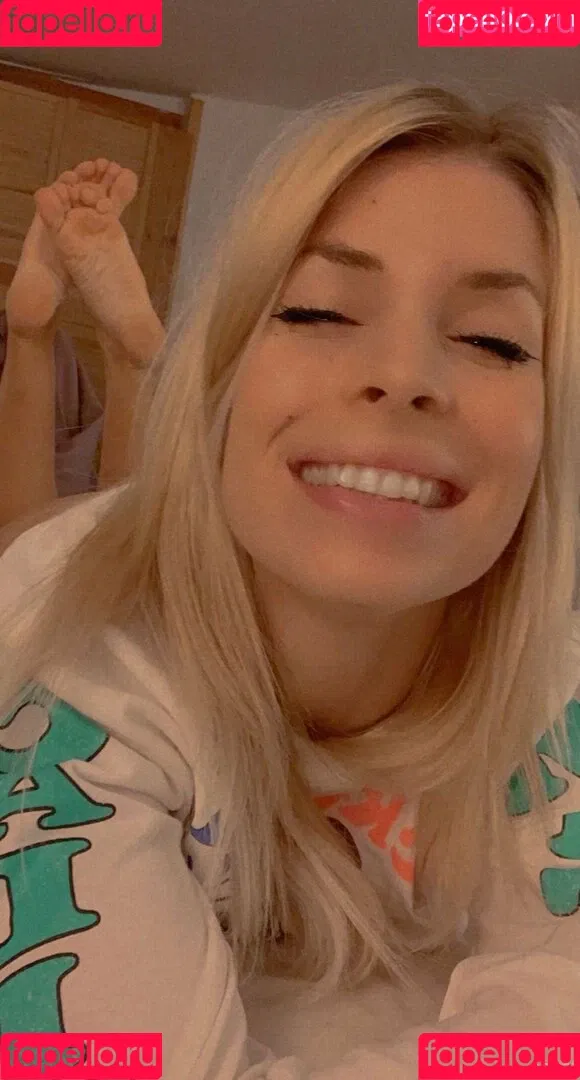 Jana Volkova / Ocicat / janamduggar Onlyfans Photo Gallery 