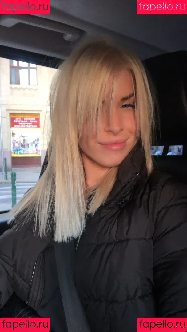 Jana Volkova / Ocicat / janamduggar Onlyfans Photo Gallery 