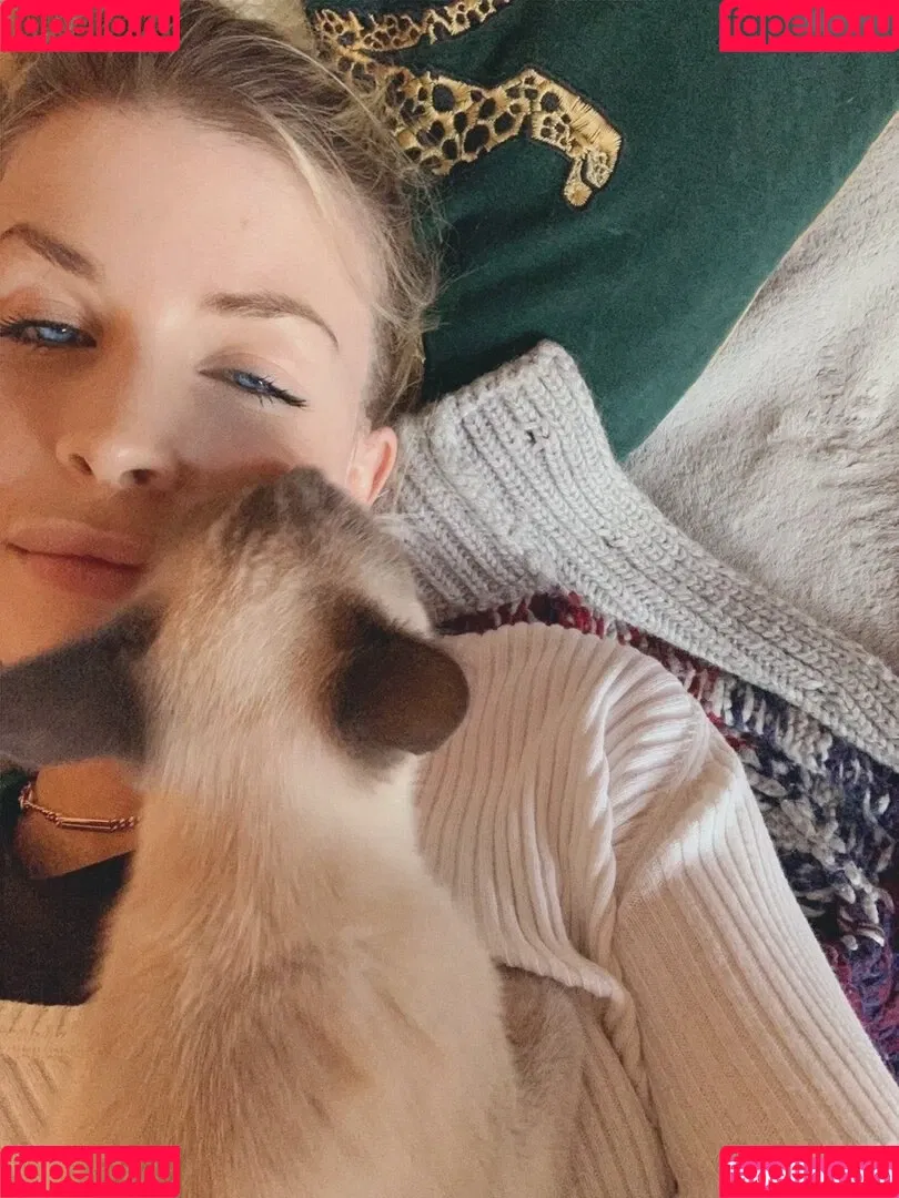 Jana Volkova / Ocicat / janamduggar Onlyfans Photo Gallery 