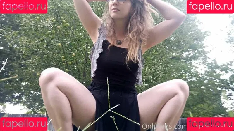 Harper The Fox / harperthefox / harperthefoxofficial / https: Onlyfans Photo Gallery 