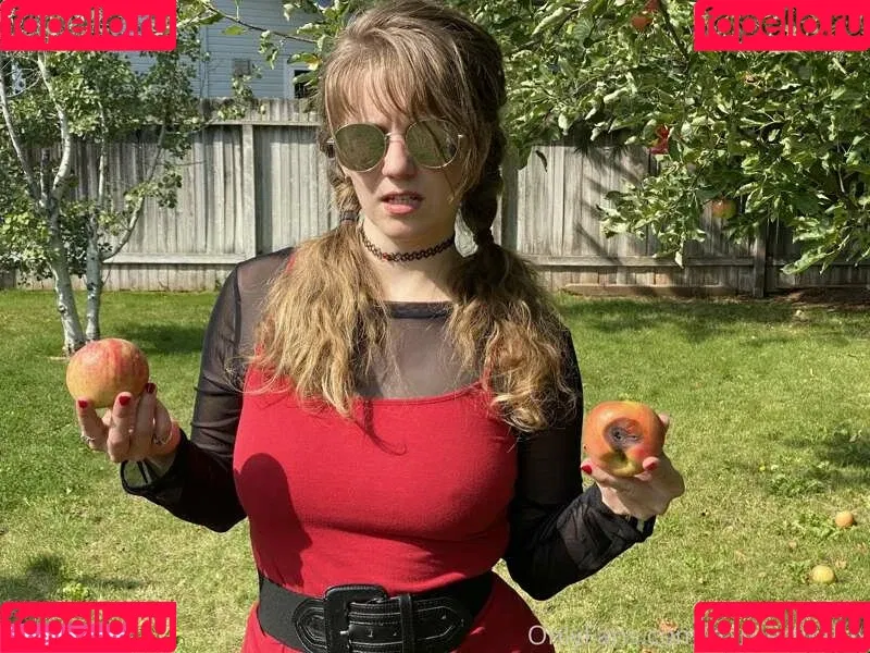 Harper The Fox / harperthefox / harperthefoxofficial / https: Onlyfans Photo Gallery 