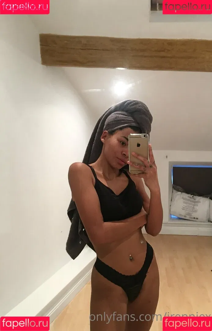 __xtrabelle__ / aquabelle_x Onlyfans Photo Gallery 