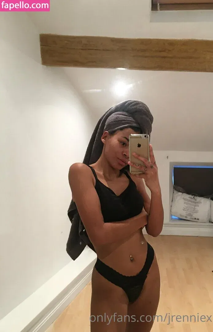 __xtrabelle__ / aquabelle_x Onlyfans Photo Gallery 