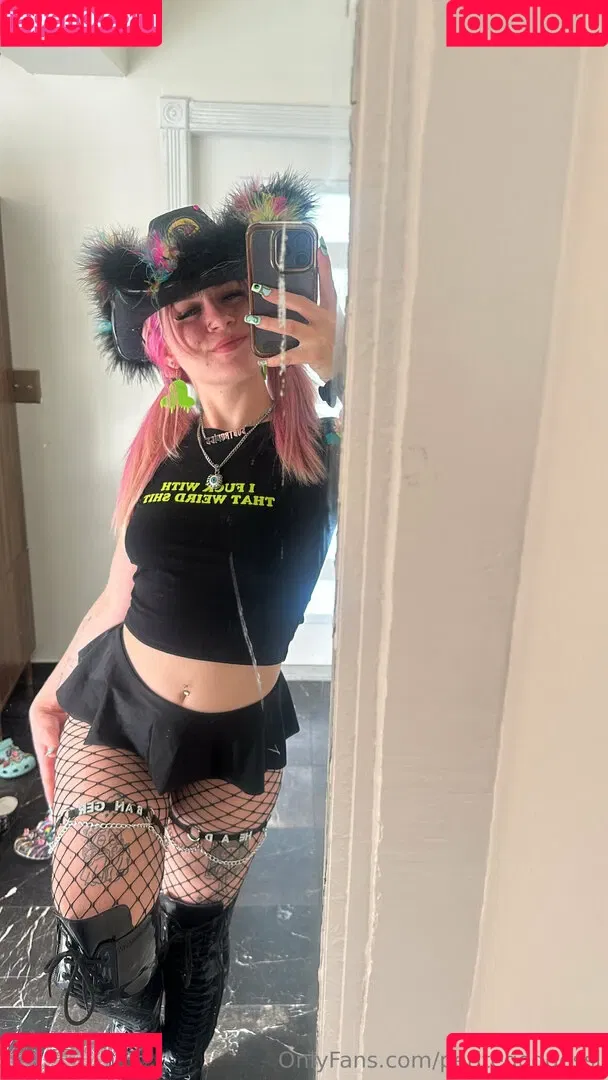 petitegoddessj / xpetitegoddessx Onlyfans Photo Gallery 