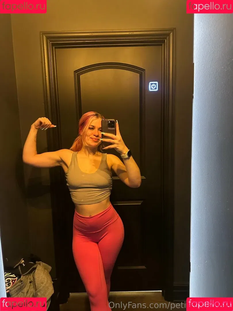 petitegoddessj / xpetitegoddessx Onlyfans Photo Gallery 