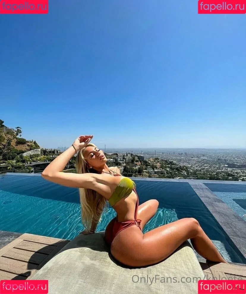 khloe / khloete Onlyfans Photo Gallery 