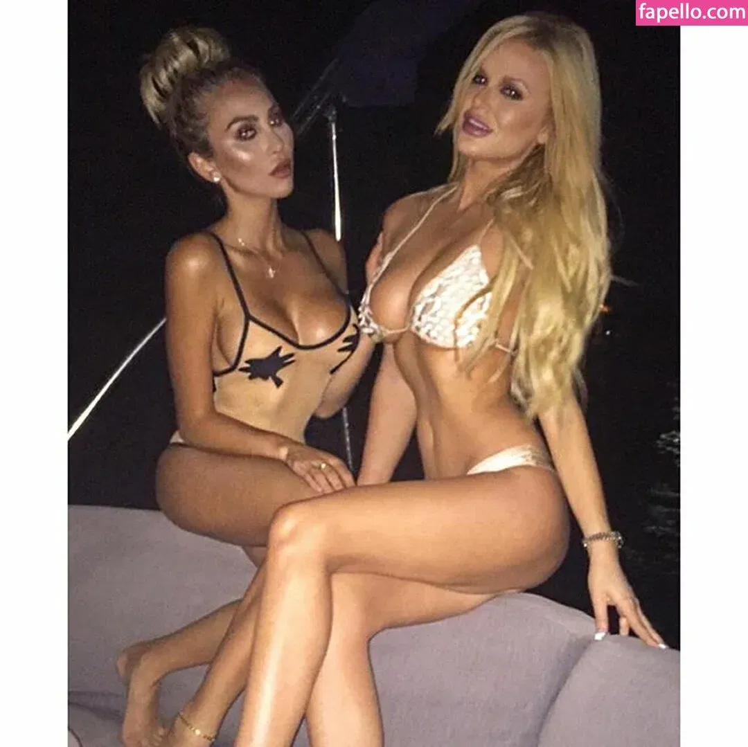 khloe / khloete Onlyfans Photo Gallery 