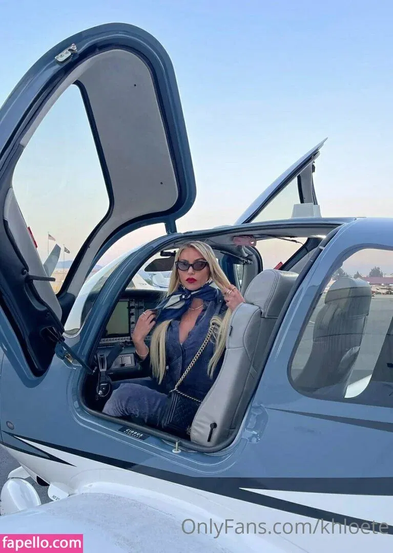 khloe / khloete Onlyfans Photo Gallery 