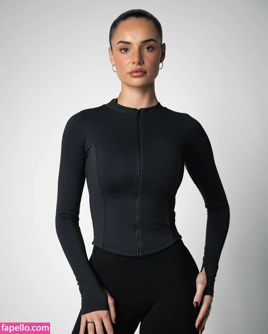 Not Sienna / Siennaliara / Sineadd.bts / Sineeaadd Onlyfans Photo Gallery 