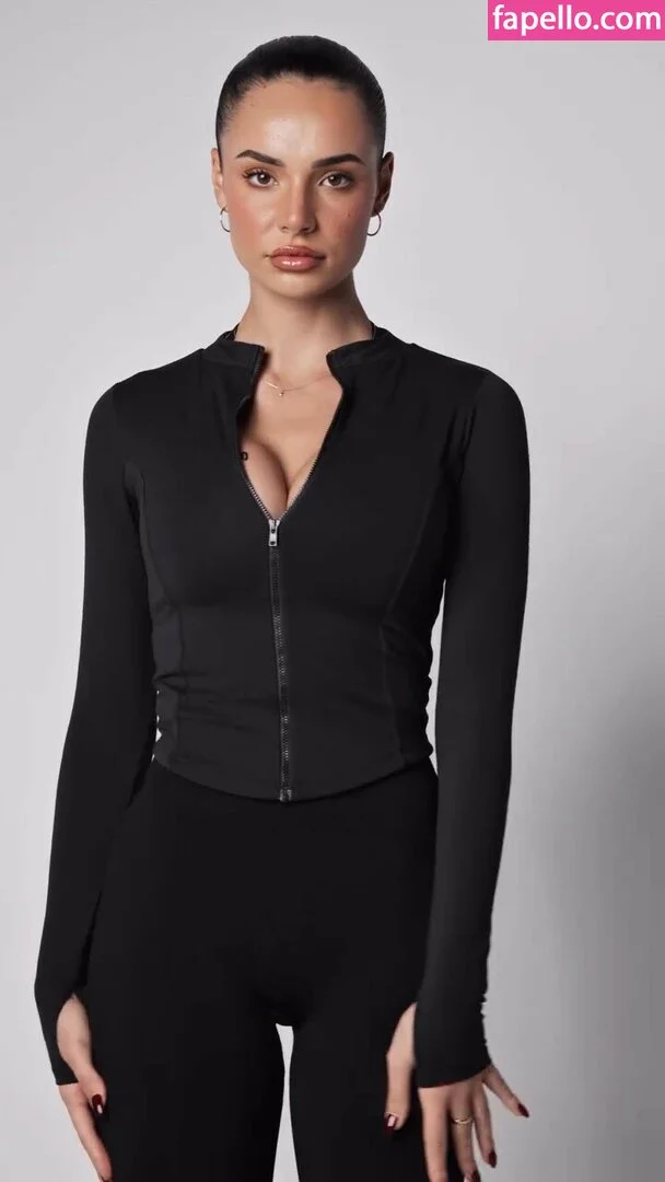 Not Sienna / Siennaliara / Sineadd.bts / Sineeaadd Onlyfans Photo Gallery 