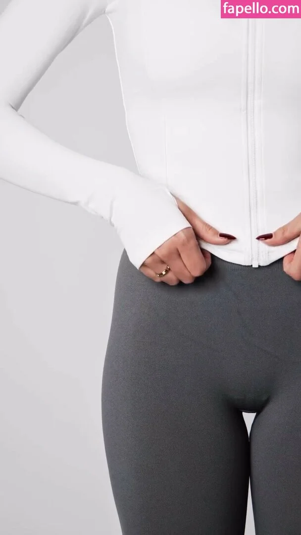 Not Sienna / Siennaliara / Sineadd.bts / Sineeaadd Onlyfans Photo Gallery 