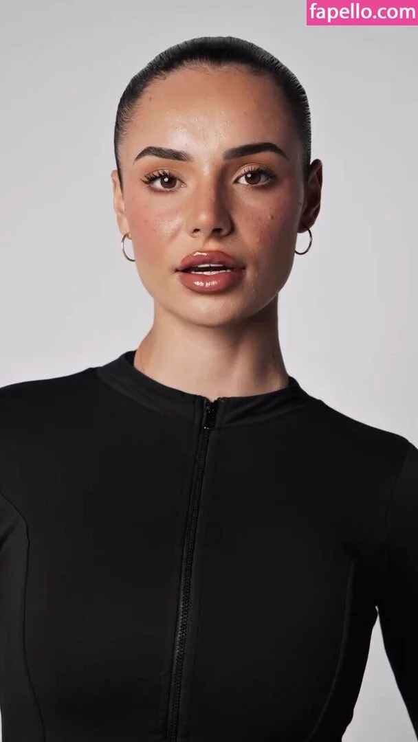 Not Sienna / Siennaliara / Sineadd.bts / Sineeaadd Onlyfans Photo Gallery 