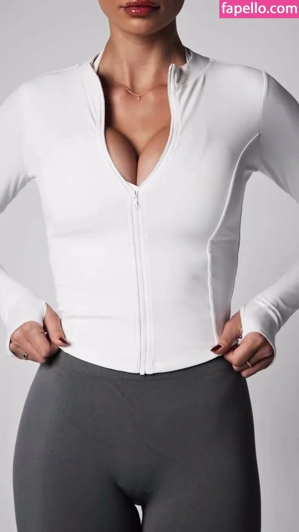 Not Sienna / Siennaliara / Sineadd.bts / Sineeaadd Onlyfans Photo Gallery 