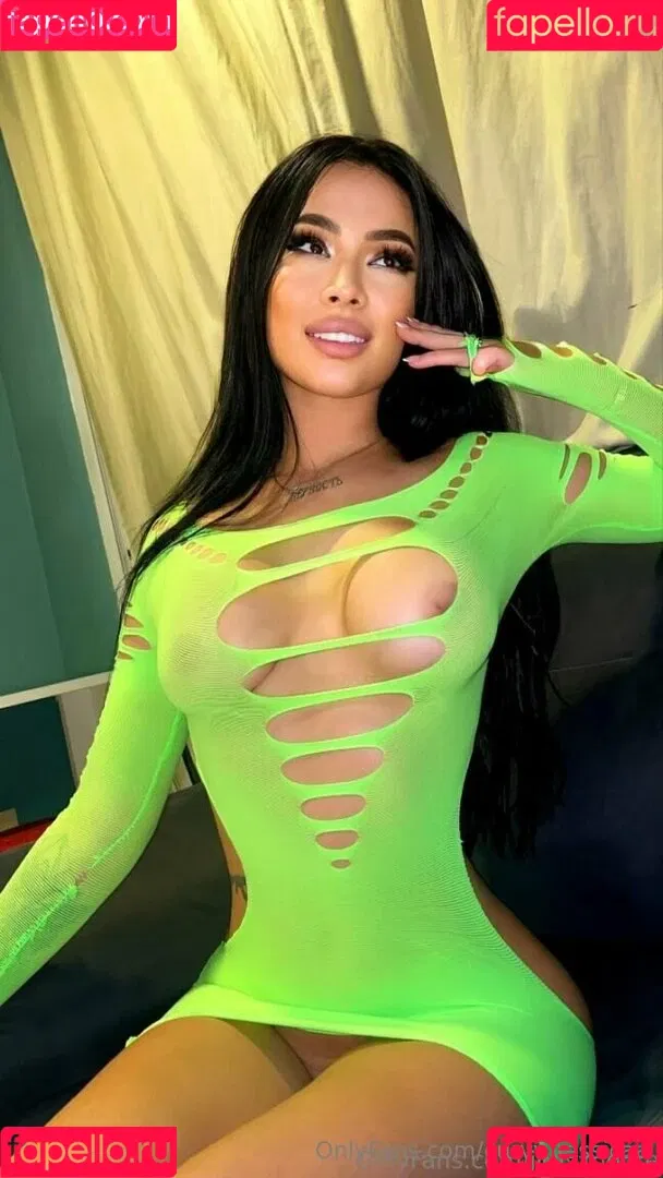 curvjessica / curvy_jessicaa Onlyfans Photo Gallery 