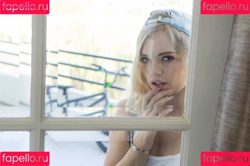 Alex Grey / Alexia / guyferrariii Onlyfans Photo Gallery 