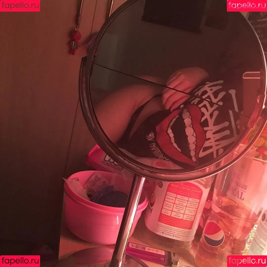 Amy G / Amy Waymey / LILB4BYDEVIL / amyg / amygjournal Onlyfans Photo Gallery 