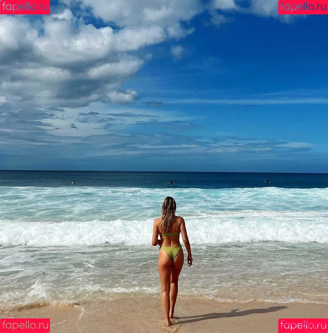 Katrina Bowden / katrinakbowden Onlyfans Photo Gallery 