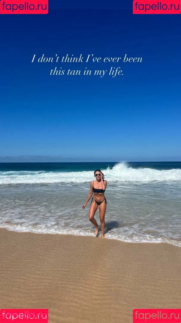 Katrina Bowden / katrinakbowden Onlyfans Photo Gallery 