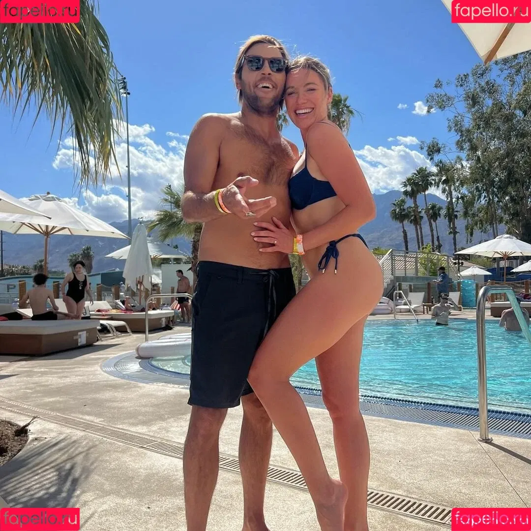 Katrina Bowden / katrinakbowden Onlyfans Photo Gallery 