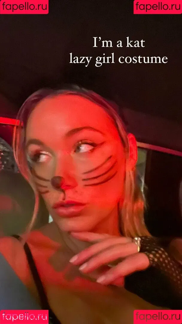 Katrina Bowden / katrinakbowden Onlyfans Photo Gallery 