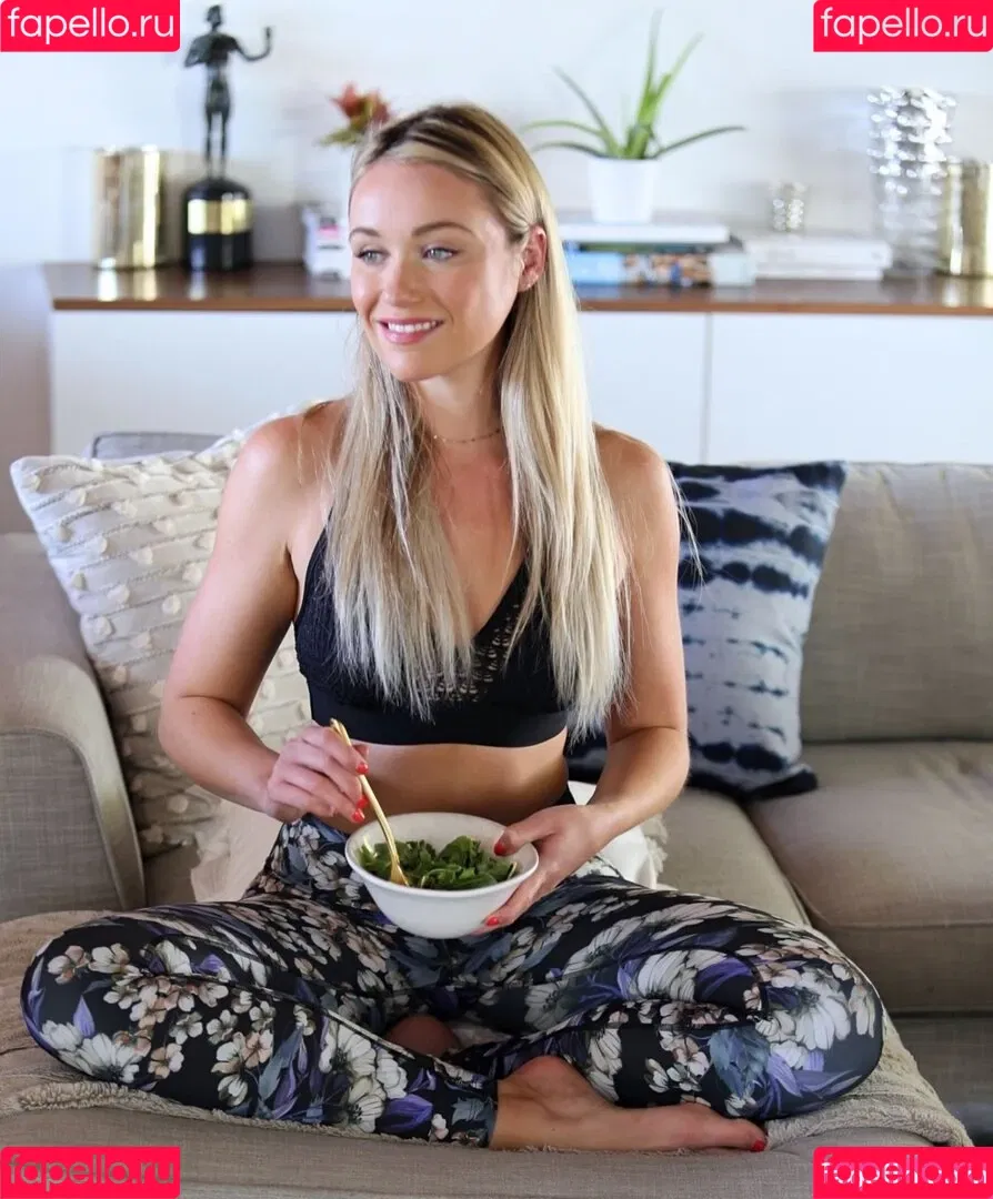 Katrina Bowden / katrinakbowden Onlyfans Photo Gallery 