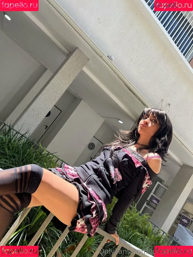 lunaalottonn / lunaloveton Onlyfans Photo Gallery 