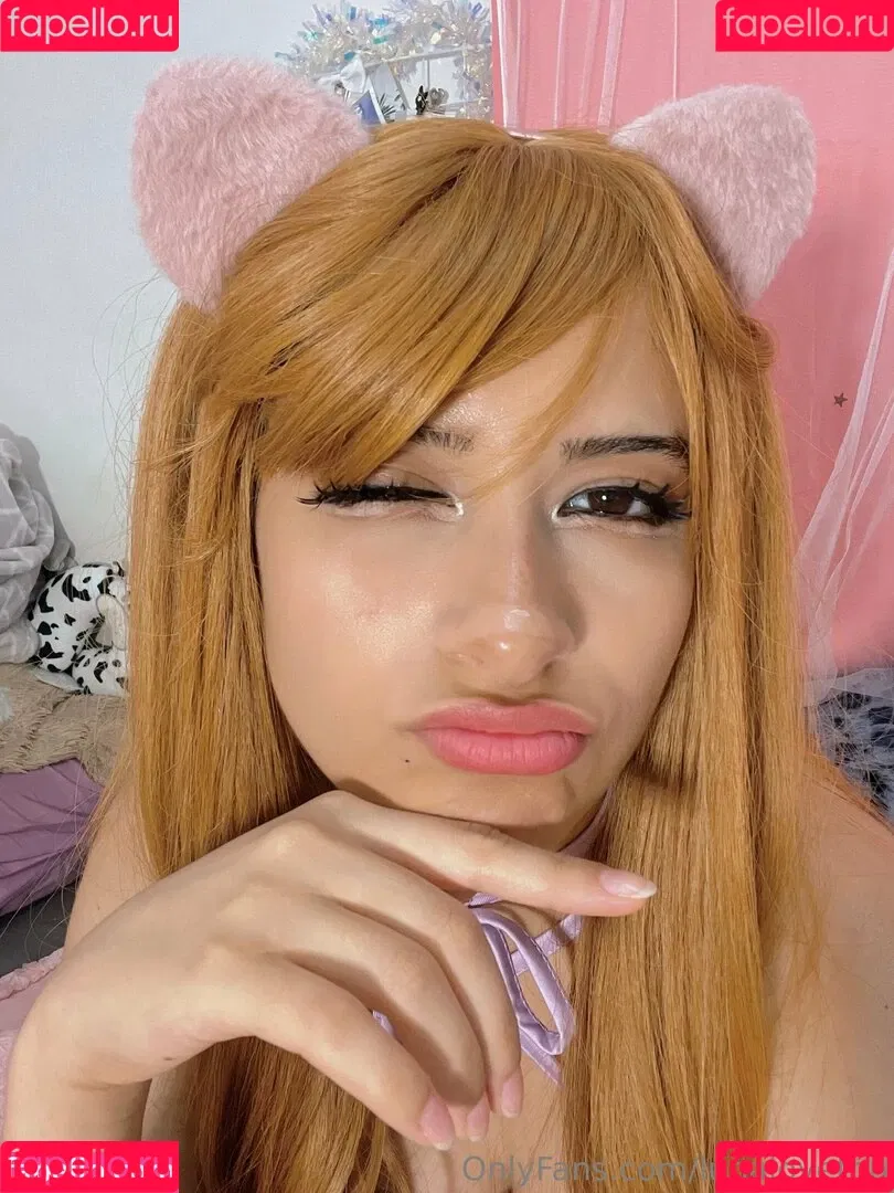 lunaalottonn / lunaloveton Onlyfans Photo Gallery 