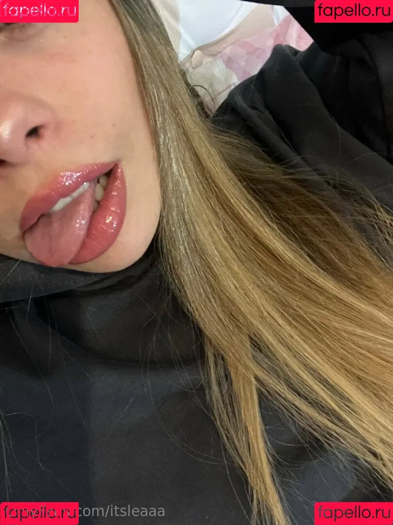 itsleaaa Onlyfans Photo Gallery 