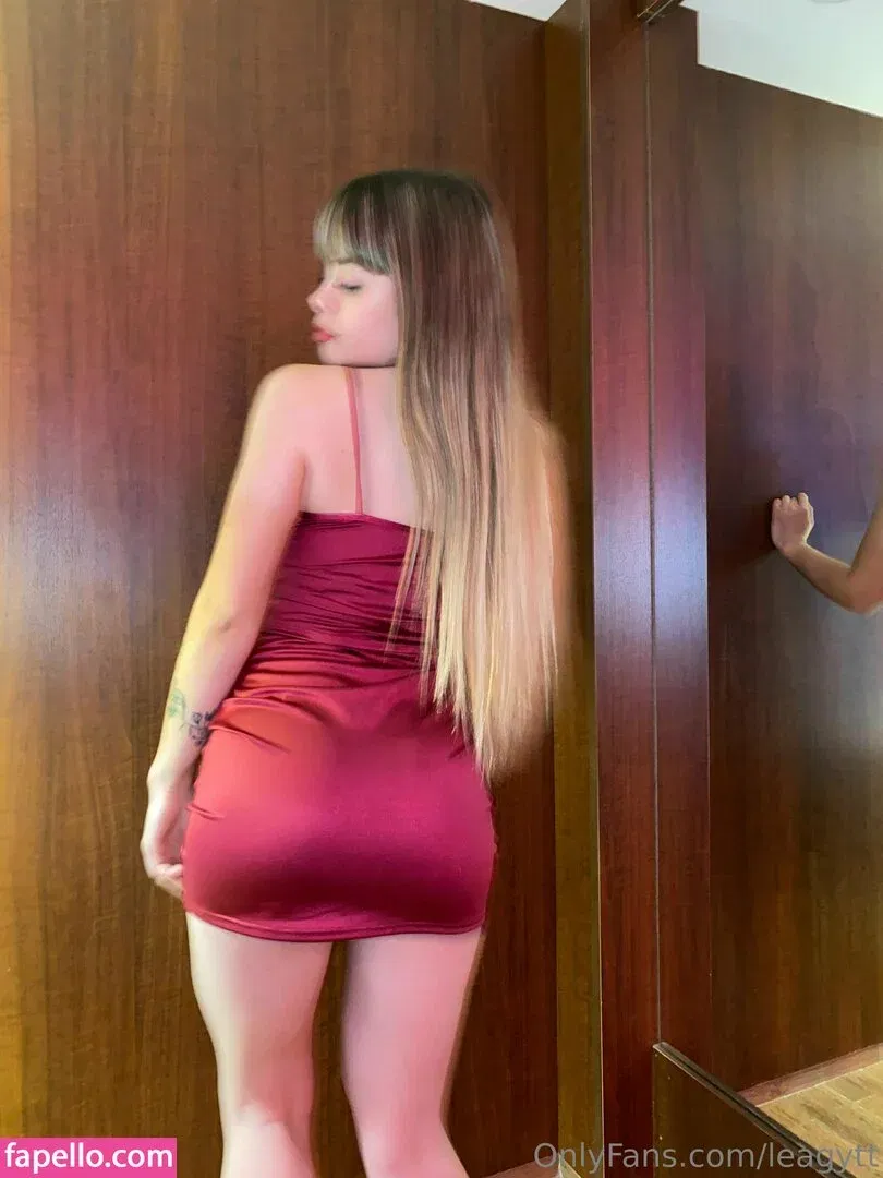 itsleaaa Onlyfans Photo Gallery 