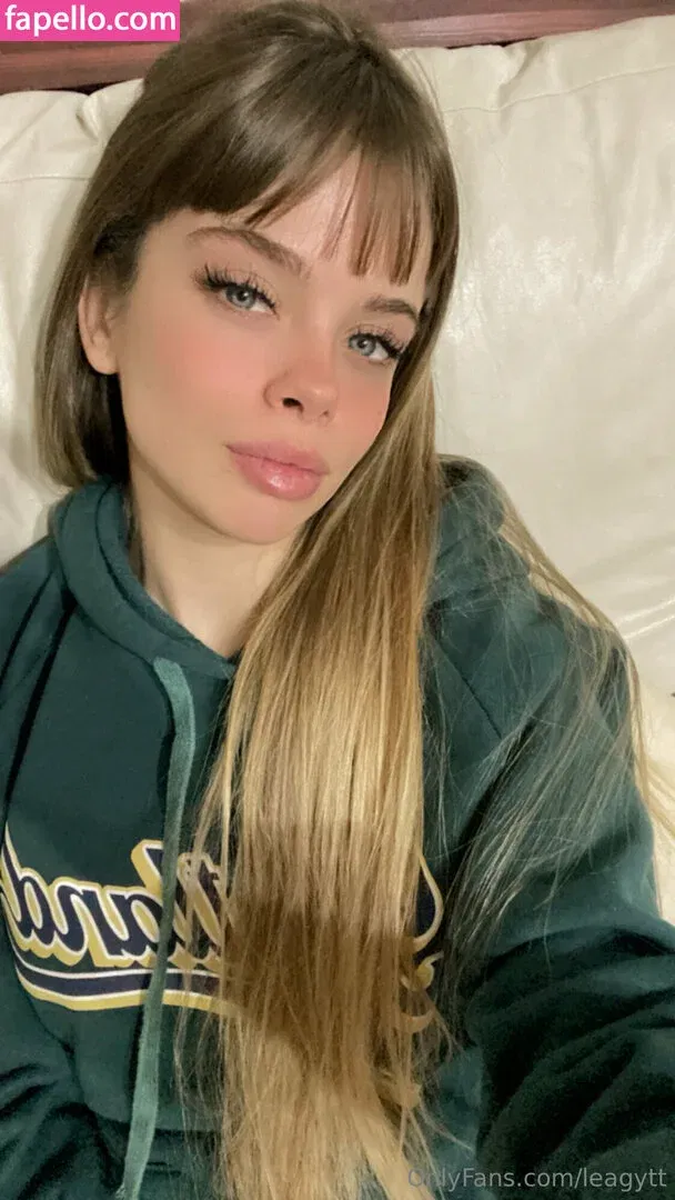 itsleaaa Onlyfans Photo Gallery 