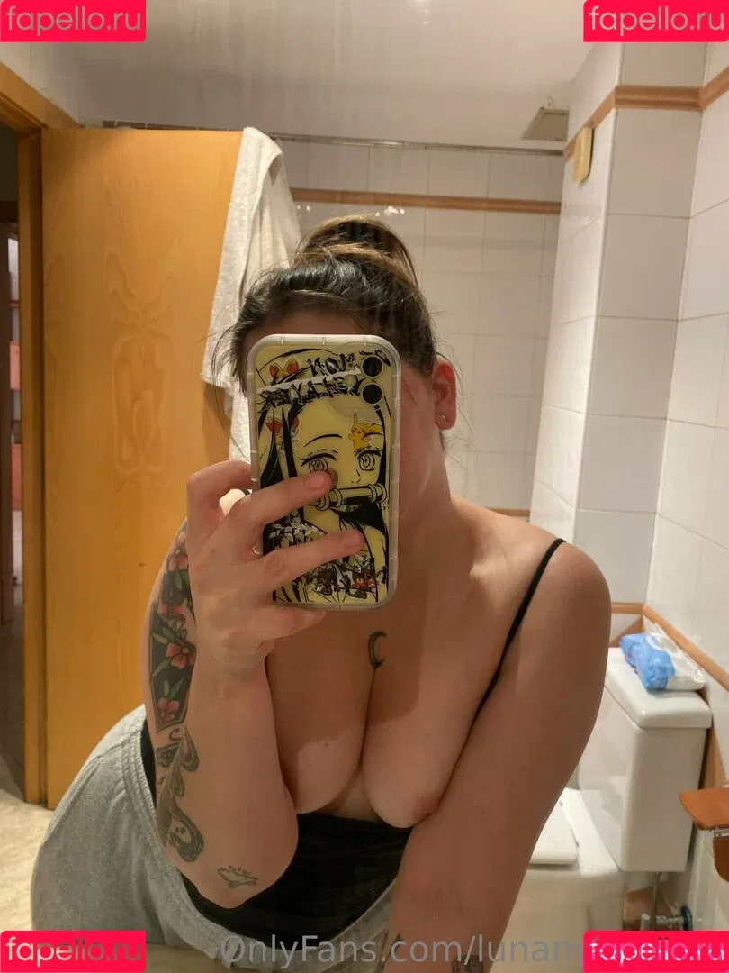 evvilmoon / evyn.moon Onlyfans Photo Gallery 