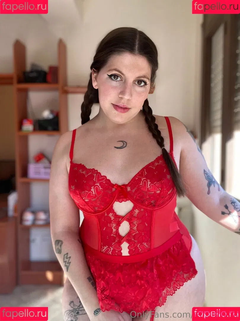 evvilmoon / evyn.moon Onlyfans Photo Gallery 