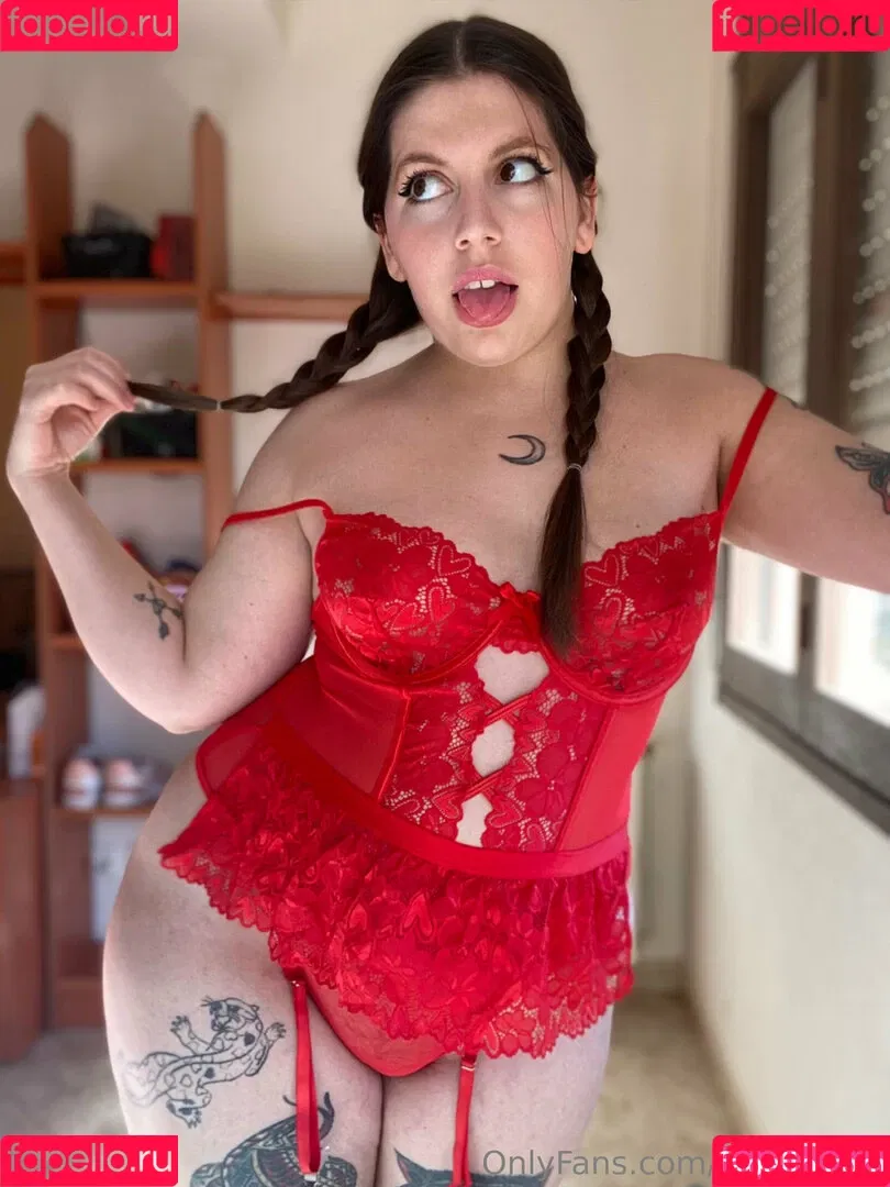 evvilmoon / evyn.moon Onlyfans Photo Gallery 