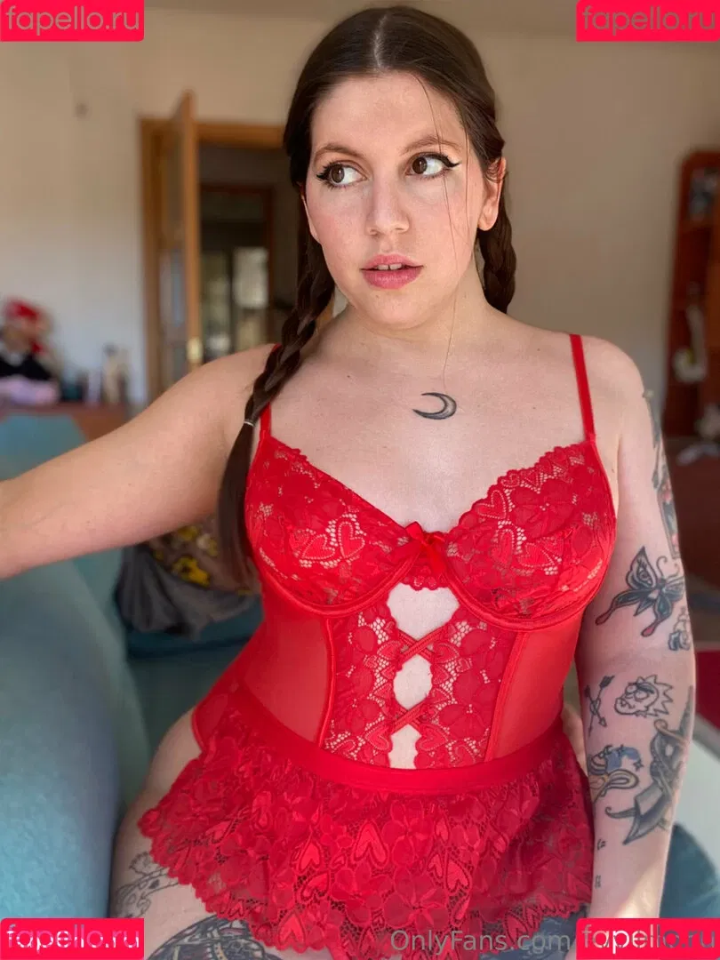 evvilmoon / evyn.moon Onlyfans Photo Gallery 