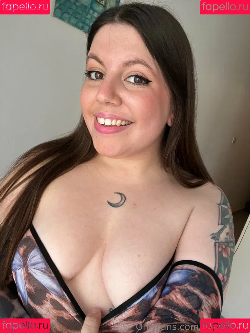 evvilmoon / evyn.moon Onlyfans Photo Gallery 