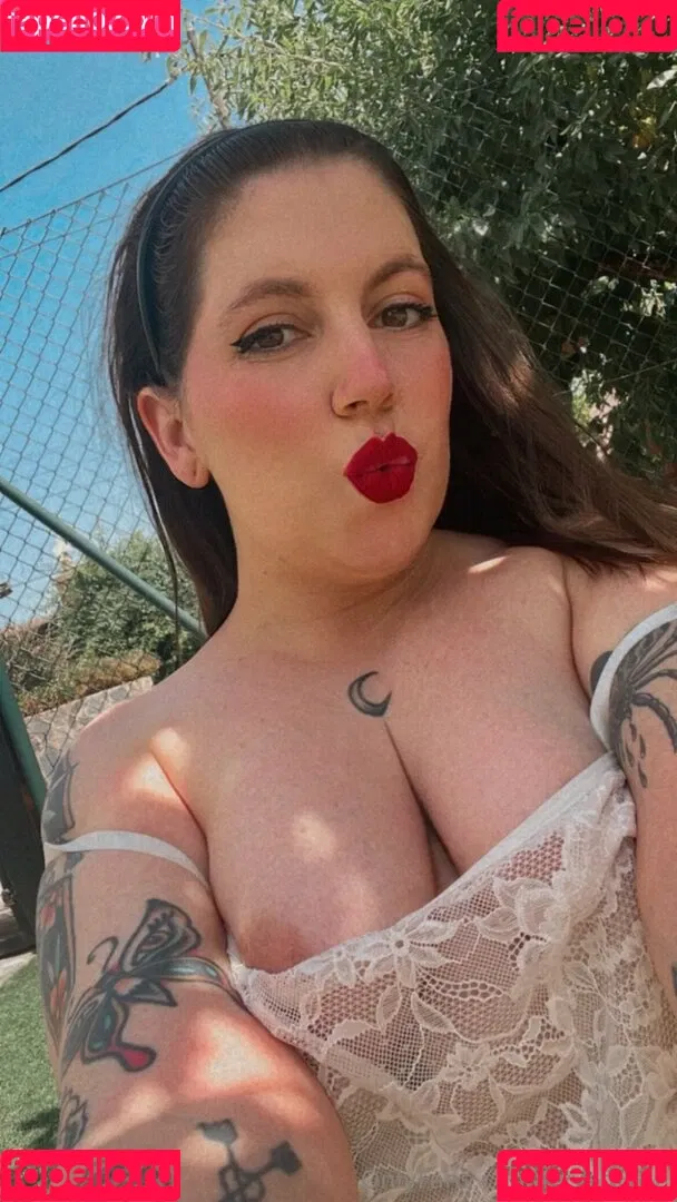 evvilmoon / evyn.moon Onlyfans Photo Gallery 