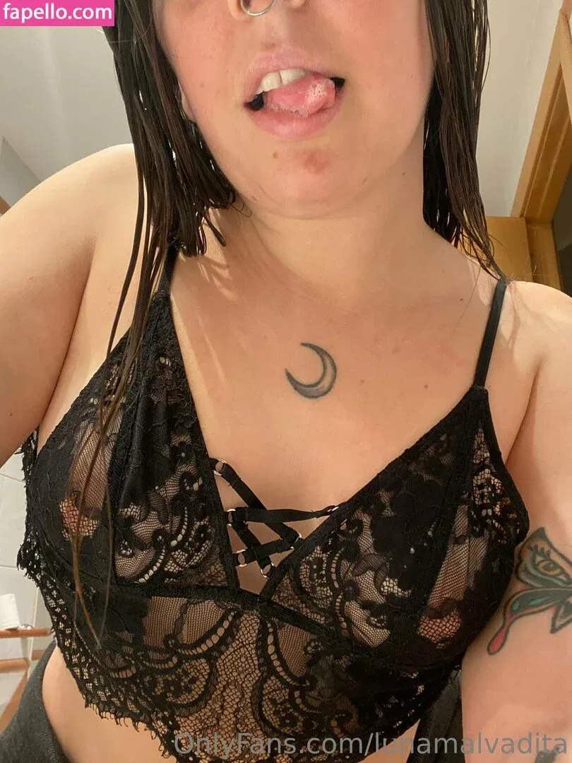 evvilmoon / evyn.moon Onlyfans Photo Gallery 