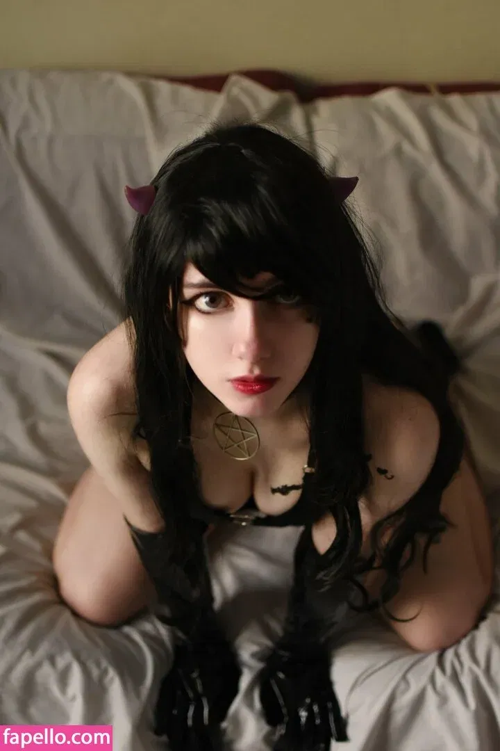 Lyehrr Sama / Nina Chan / lyehrrsama Onlyfans Photo Gallery 