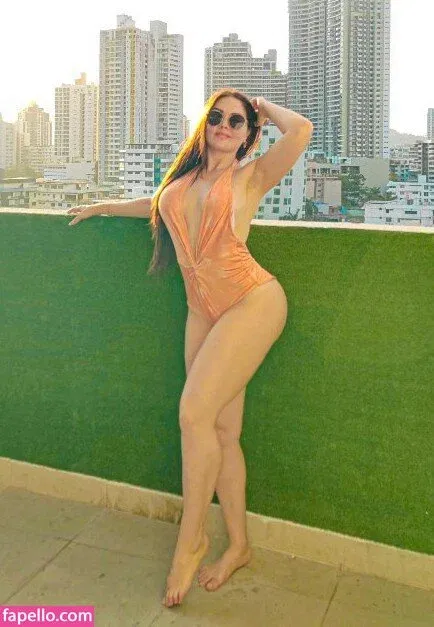 carmenelectra / carmenh_z Onlyfans Photo Gallery 